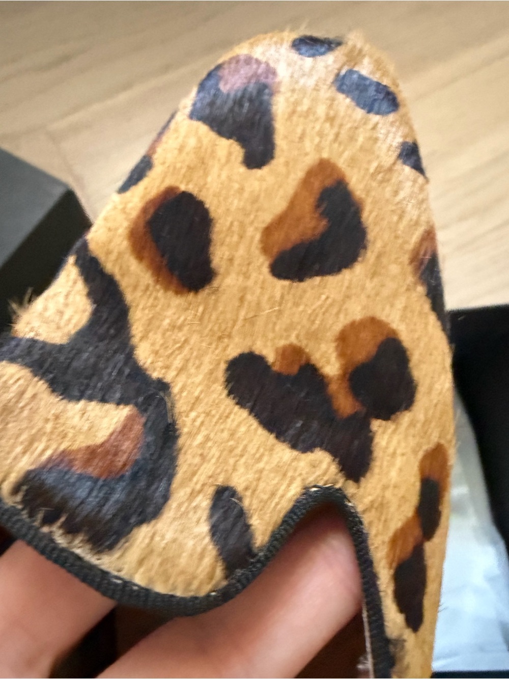 Massimo Dutti Leopard Print Pointed Flats in Tan & Black - Picture 4 of 6